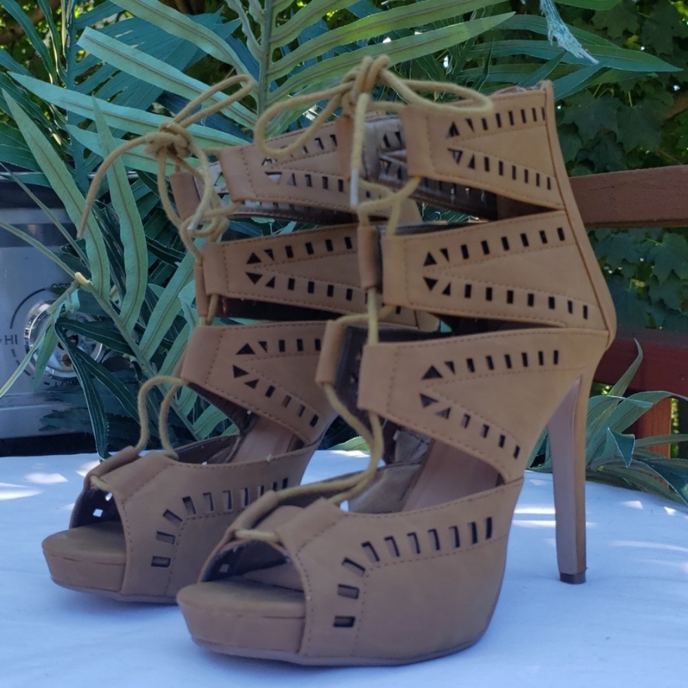 Tan Heeled Sandals Women size 6.5